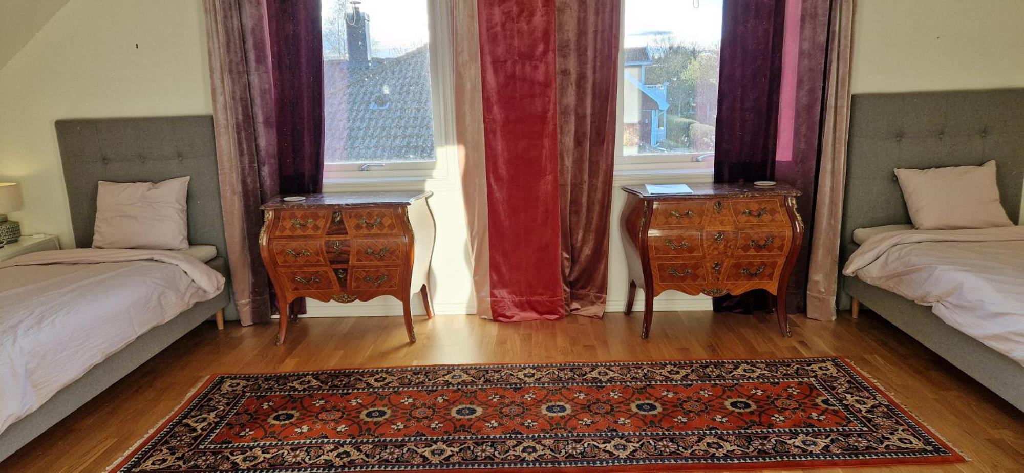 Lila Rummet - Rum Naera Bad Och Centrum, 1 Tr Upp - Saengklaeder & Handdukar Ingar Farjestaden Bagian luar foto